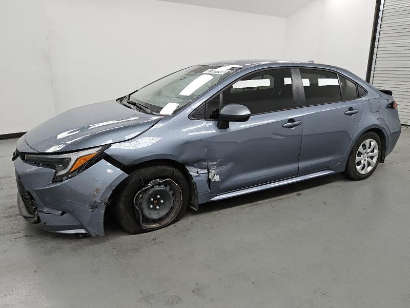 TOYOTA COROLLA LE 2024 with VIN JTDBCMFE1R3068426 - Photo from auction