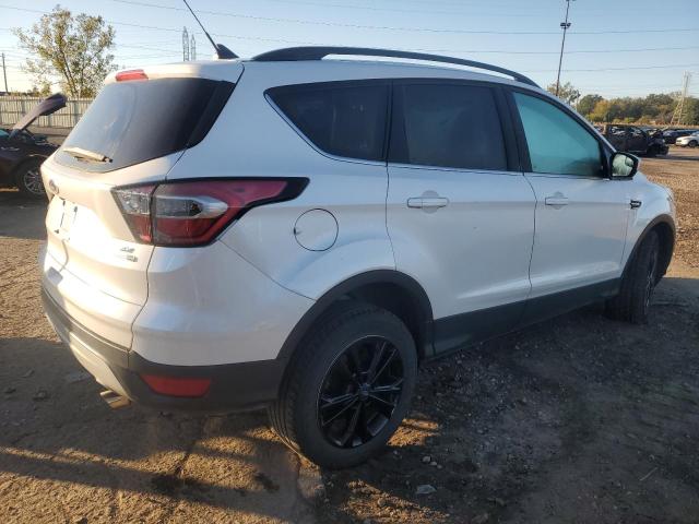Photo 3 from auction – 2018 FORD ESCAPE SE with VIN 1FMCU9GD4JUD57413