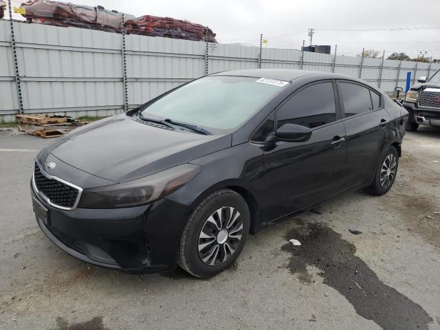 KIA FORTE LX 2018 with VIN 3KPFL4A7XJE165986 - Photo from auction
