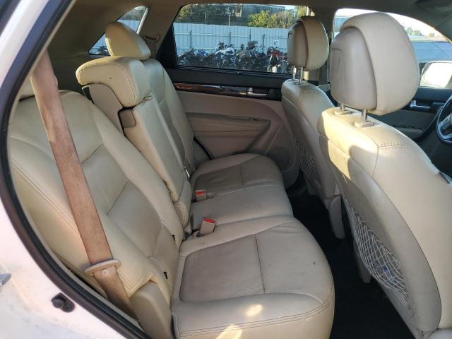 Photo 11 from auction – 2014 KIA SORENTO LX with VIN 5XYKT4A76EG452846