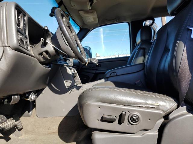 Photo 7 from auction – 2004 CHEVROLET SILVERADO with VIN 1GCHK23224F212276