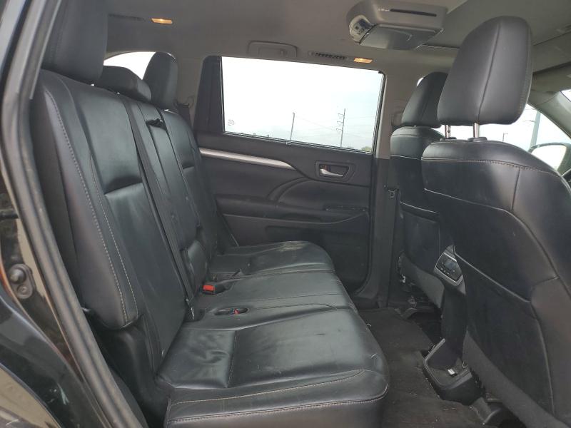 Photo 11 from auction – 2015 TOYOTA HIGHLANDER with VIN 5TDKKRFH3FS054936