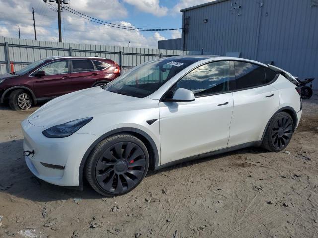 TESLA MODEL Y 2020 with VIN 5YJYGDEFXLF034844 - Photo from auction