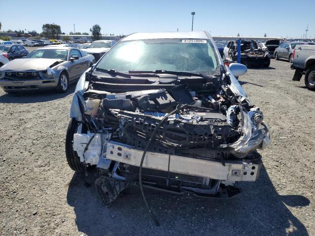 Photo 5 from auction – 2015 TOYOTA PRIUS V with VIN JTDZN3EU6FJ023016