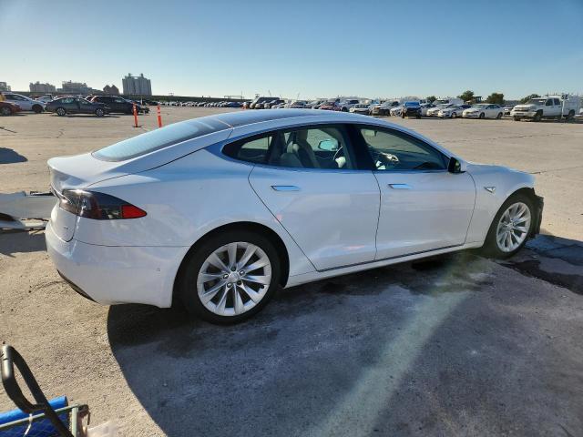 Photo 3 from auction – 2016 TESLA MODEL S with VIN 5YJSA1E10GF156032