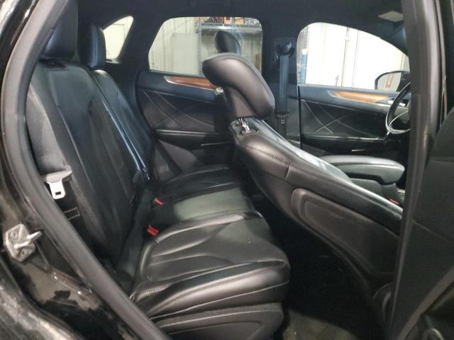 Photo 11 from auction – 2016 LINCOLN MKC RESERV with VIN 5LMCJ3D94GUJ31643