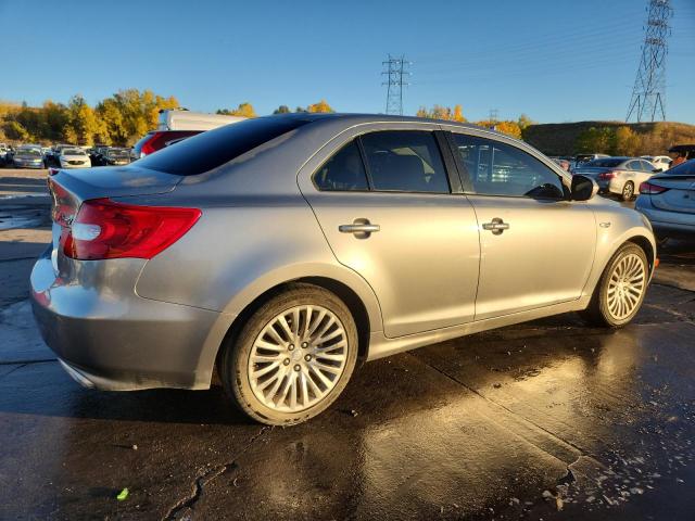 Photo 3 from auction – 2011 SUZUKI KIZASHI SE with VIN JS2RE9A31B6110051