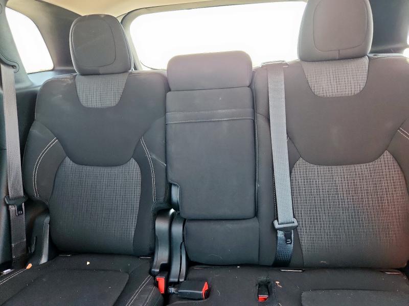 Photo 10 from auction – 2016 JEEP CHEROKEE L with VIN 1C4PJMCBXGW203422