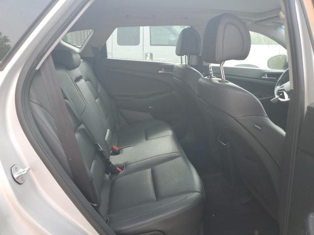 Photo 11 from auction – 2017 HYUNDAI TUCSON LIM with VIN KM8J3CA23HU361395