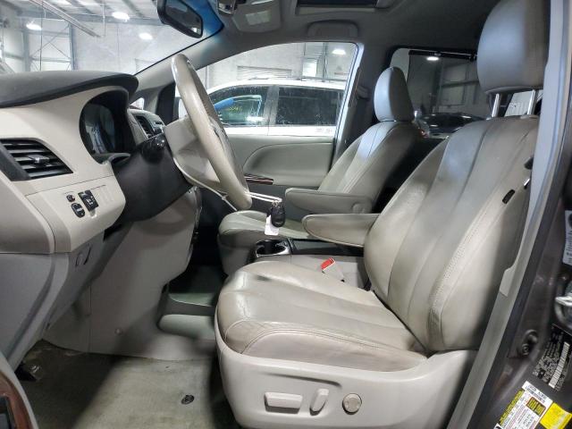 Photo 7 from auction – 2014 TOYOTA SIENNA XLE with VIN 5TDDK3DC6ES092706