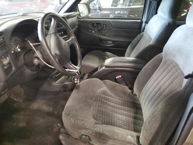 Photo 7 from auction – 2002 CHEVROLET BLAZER with VIN 1GNDT13W22K142184