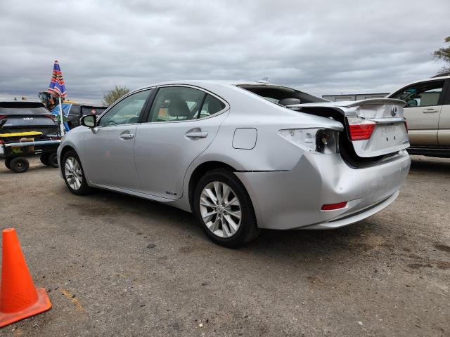 Photo 2 from auction – 2014 LEXUS ES 300H with VIN JTHBW1GG2E2051154