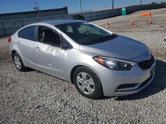 Photo 4 from auction – 2015 KIA FORTE LX with VIN KNAFK4A65F5400806