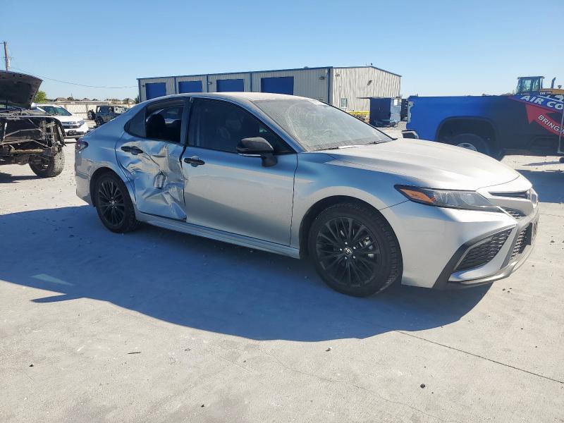 Photo 4 from auction – 2022 TOYOTA CAMRY SE with VIN 4T1G11AK2NU007383