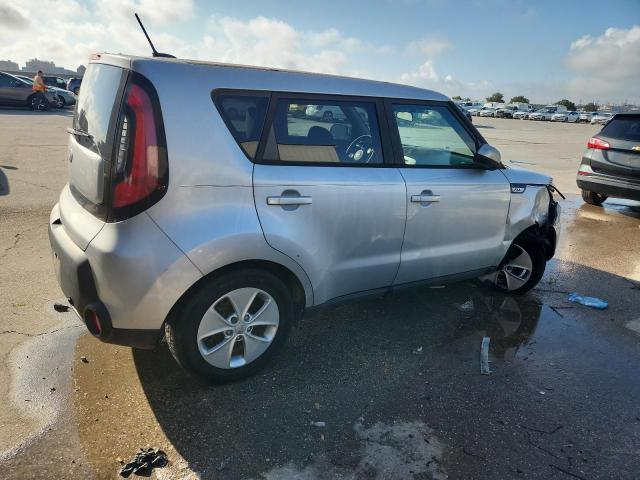 Photo 3 from auction – 2015 KIA SOUL with VIN KNDJN2A29F7760946