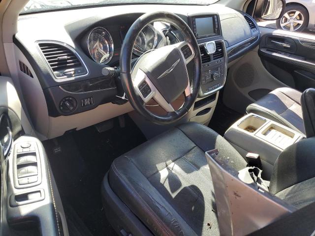 Photo 8 from auction – 2015 CHRYSLER TOWN & COU with VIN 2C4RC1BG2FR594720