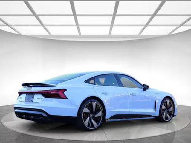 Photo 4 from auction – 2022 AUDI RS E-TRON with VIN WAUBHBFWXN7904782