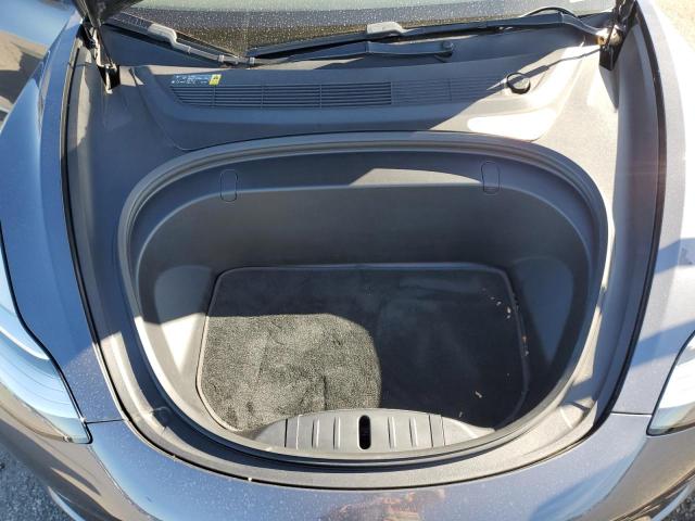Photo 11 from auction – 2018 TESLA MODEL 3 with VIN 5YJ3E1EA7JF025888