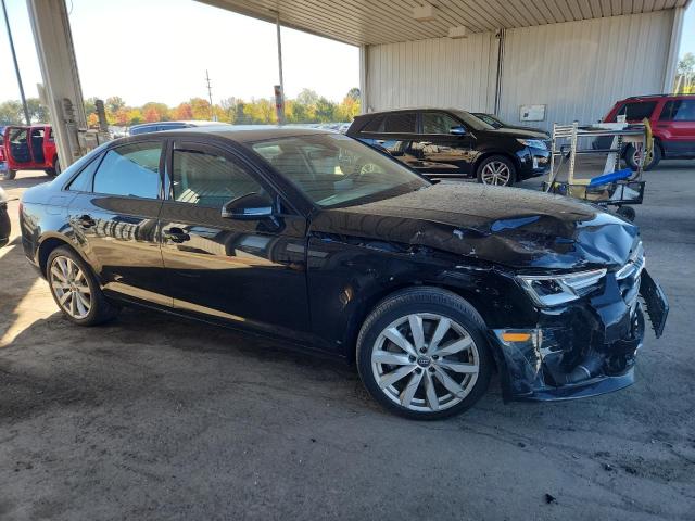 Photo 4 from auction – 2017 AUDI A4 PREMIUM with VIN WAUANAF41HN040069