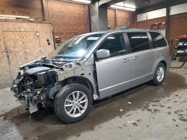 DODGE GRAND CARA 2018 with VIN 2C4RDGCG0JR205709 - Photo from auction