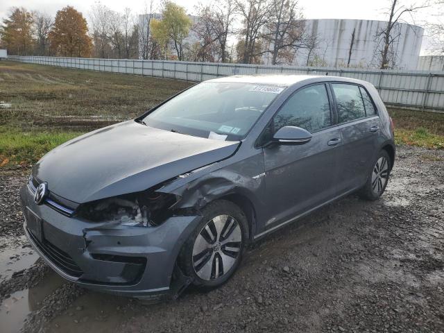 VOLKSWAGEN E-GOLF SEL 2018 with VIN WVWPR7AU8JW911996 - Photo from auction