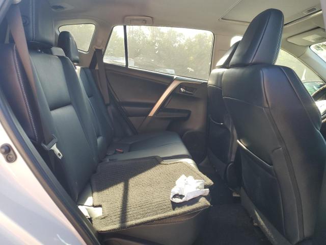 Photo 11 from auction – 2015 TOYOTA RAV4 LIMIT with VIN 2T3DFREV7FW270663