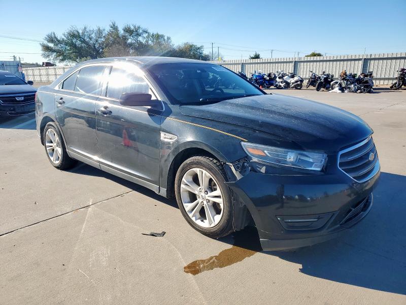 Photo 4 from auction – 2015 FORD TAURUS SEL with VIN 1FAHP2E81FG131680