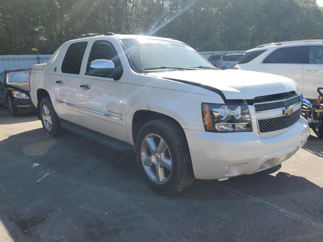 Photo 4 from auction – 2013 CHEVROLET AVALANCHE with VIN 3GNTKGE72DG115407