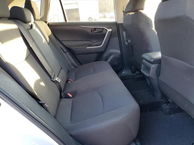 Photo 11 from auction – 2020 TOYOTA RAV4 with VIN 2T3H1RFV5LW092827