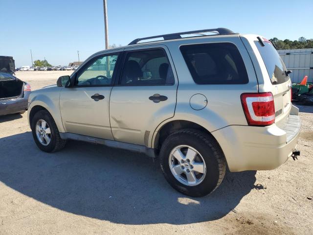 Photo 2 from auction – 2010 FORD ESCAPE XLS with VIN 1FMCU0C75AKB18721