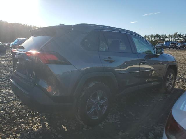 Photo 3 from auction – 2022 TOYOTA RAV4 XLE with VIN 2T3P1RFV7NC280152