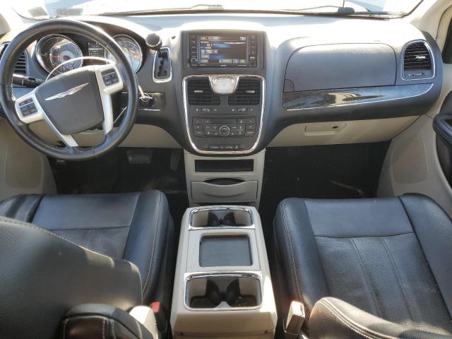 Photo 8 from auction – 2015 CHRYSLER TOWN & COU with VIN 2C4RC1CGXFR506673