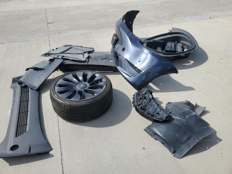 Photo 12 from auction – 2021 TESLA MODEL Y with VIN 5YJYGDEF4MF212099