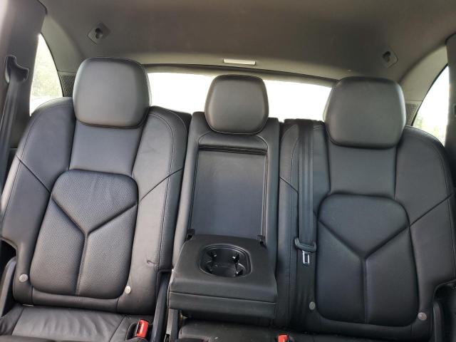Photo 10 from auction – 2012 PORSCHE CAYENNE with VIN WP1AA2A2XCLA11053