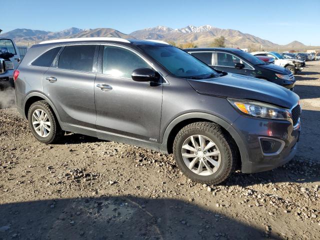 Photo 4 from auction – 2017 KIA SORENTO LX with VIN 5XYPGDA30HG200375
