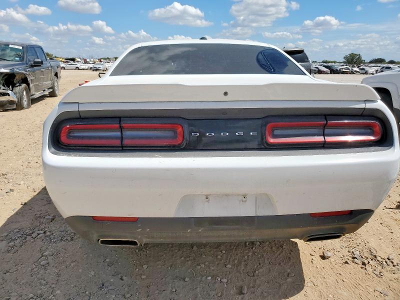 Photo 6 from auction – 2018 DODGE CHALLENGER with VIN 2C3CDZAG4JH215464