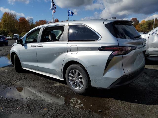 Photo 2 from auction – 2025 TOYOTA SIENNA with VIN 5TDKRKEC3SS240317