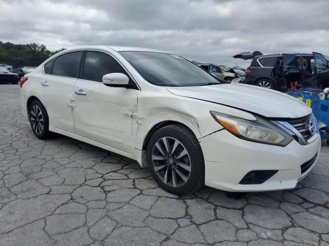 Photo 4 from auction – 2016 NISSAN ALTIMA 2.5 with VIN 1N4AL3AP5GC132419