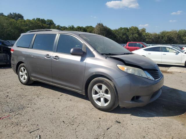 Photo 4 from auction – 2014 TOYOTA SIENNA LE with VIN 5TDKK3DC2ES471015