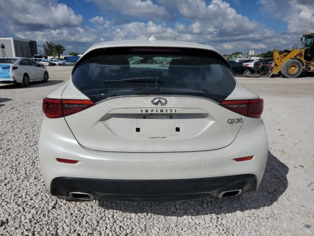 Photo 6 from auction – 2018 INFINITI QX30 BASE with VIN SJKCH5CP7JA046168