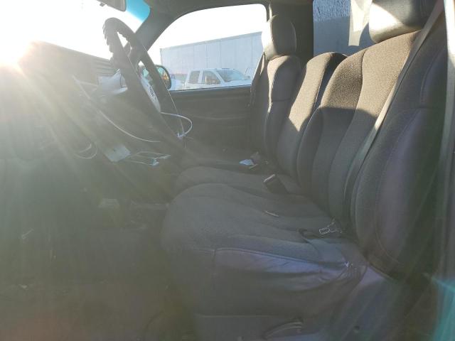 Photo 7 from auction – 2000 CHEVROLET SILVERADO with VIN 1GCEK14V6YE347746