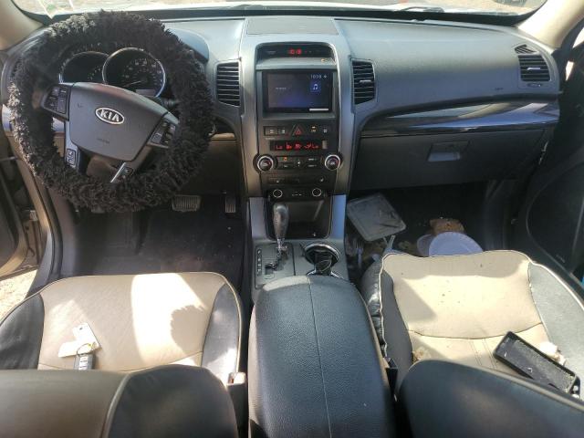 Photo 8 from auction – 2011 KIA SORENTO EX with VIN 5XYKU4A27BG038682