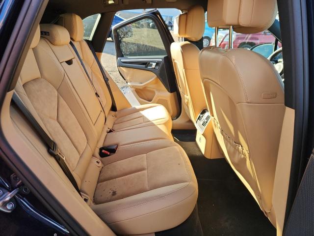 Photo 11 from auction – 2018 PORSCHE MACAN with VIN WP1AA2A54JLB14203