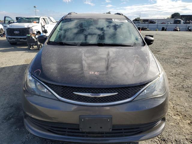 Photo 5 from auction – 2020 CHRYSLER VOYAGER LX with VIN 2C4RC1DG2LR262754