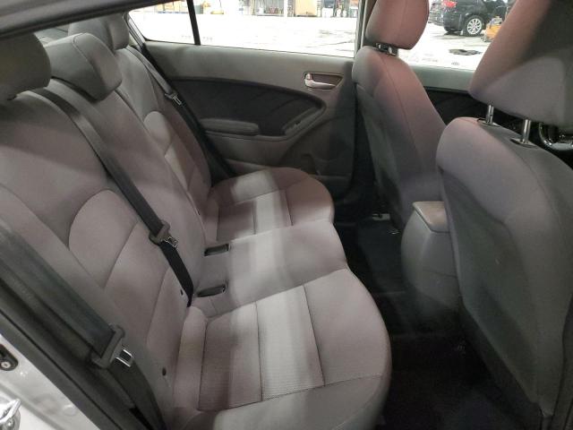 Photo 10 from auction – 2017 KIA FORTE LX with VIN 3KPFK4A70HE045403