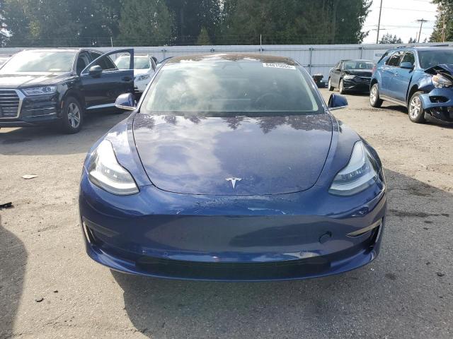 Photo 5 from auction – 2018 TESLA MODEL 3 with VIN 5YJ3E1EA5JF161050