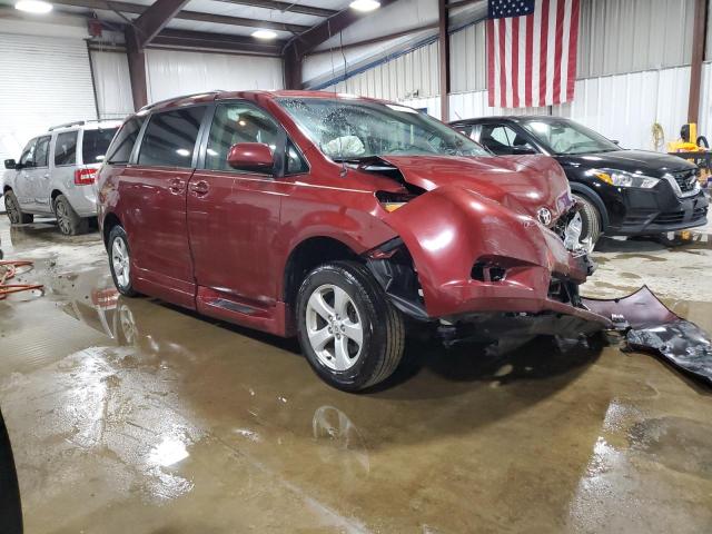 Photo 4 from auction – 2014 TOYOTA SIENNA LE with VIN 5TDKK3DC2ES502439