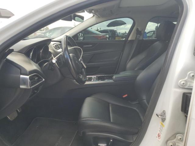 Фото 7 с аукциона – 2019 JAGUAR XE с VIN SAJAR4FX5KCP49935