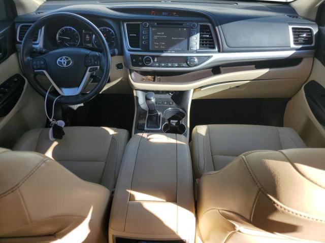 Photo 8 from auction – 2018 TOYOTA HIGHLANDER with VIN 5TDJZRFH2JS541643