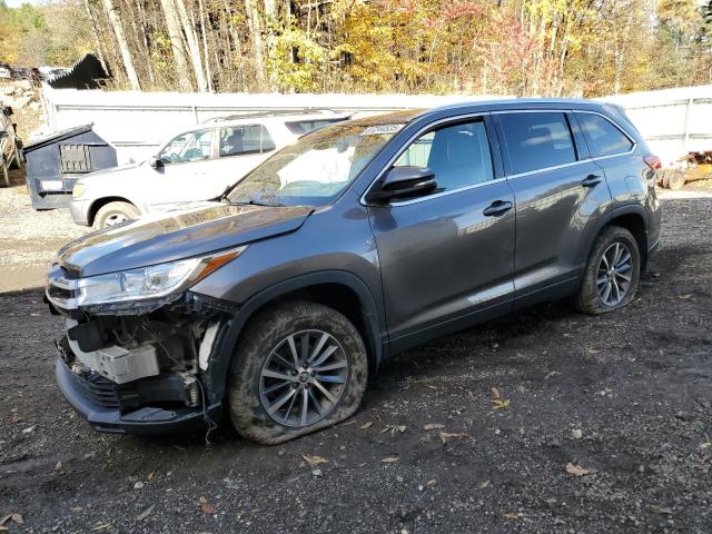 TOYOTA HIGHLANDER 2019 with VIN 5TDJZRFH8KS563437 - Photo from auction